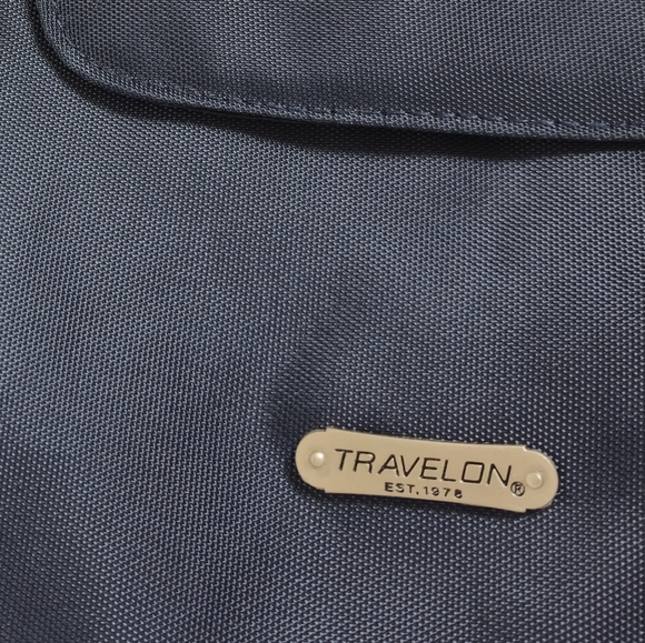 Travelon RFID Anti-Theft Crossbody Bag - Picture 2 of 15